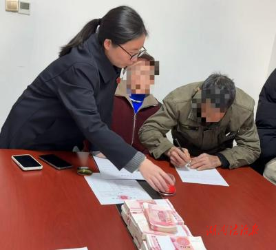 以案釋法丨鳳凰法院：死亡賠償金、喪葬禮金如何分配？這些法律干貨要牢記