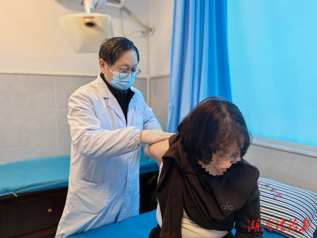 仁心巧技祛沉疴 針刀傳愛護(hù)民生——記湖南省優(yōu)秀針刀專家丁力