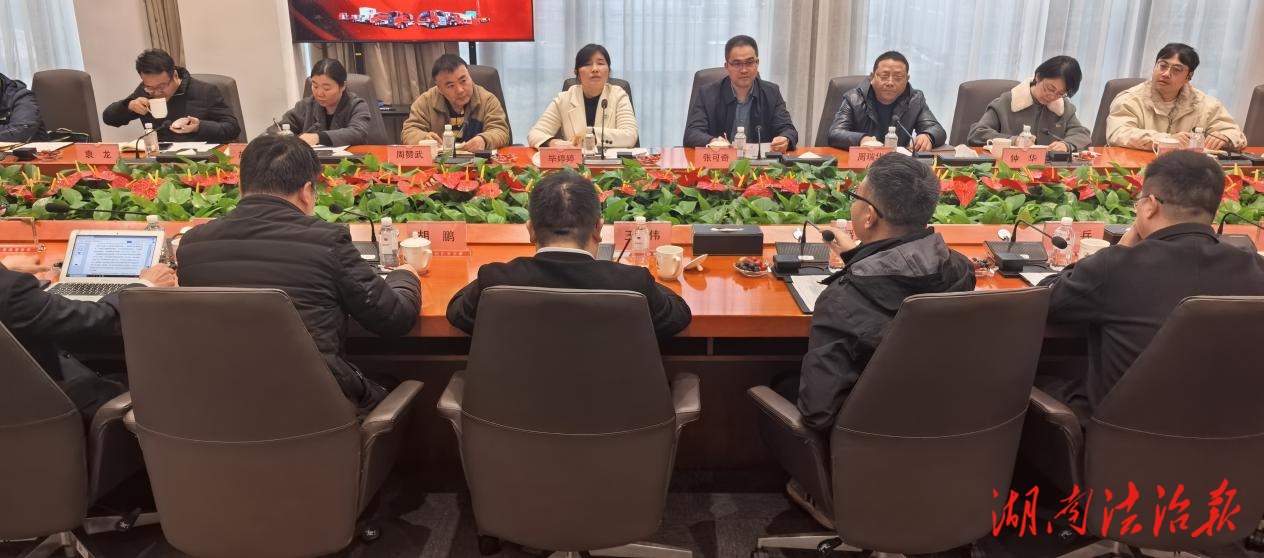 政企同心強服務(wù) 穩(wěn)貿(mào)拓新啟新程