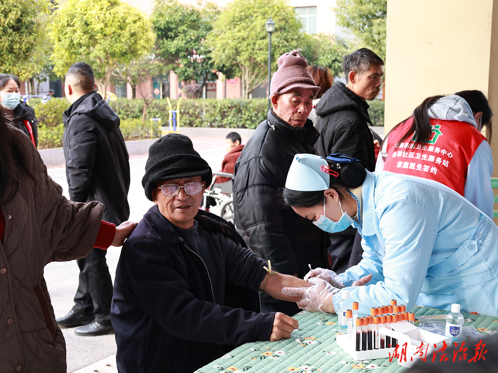 新田：中醫(yī)情暖敬老院，“流動診室”護(hù)銀發(fā)安康