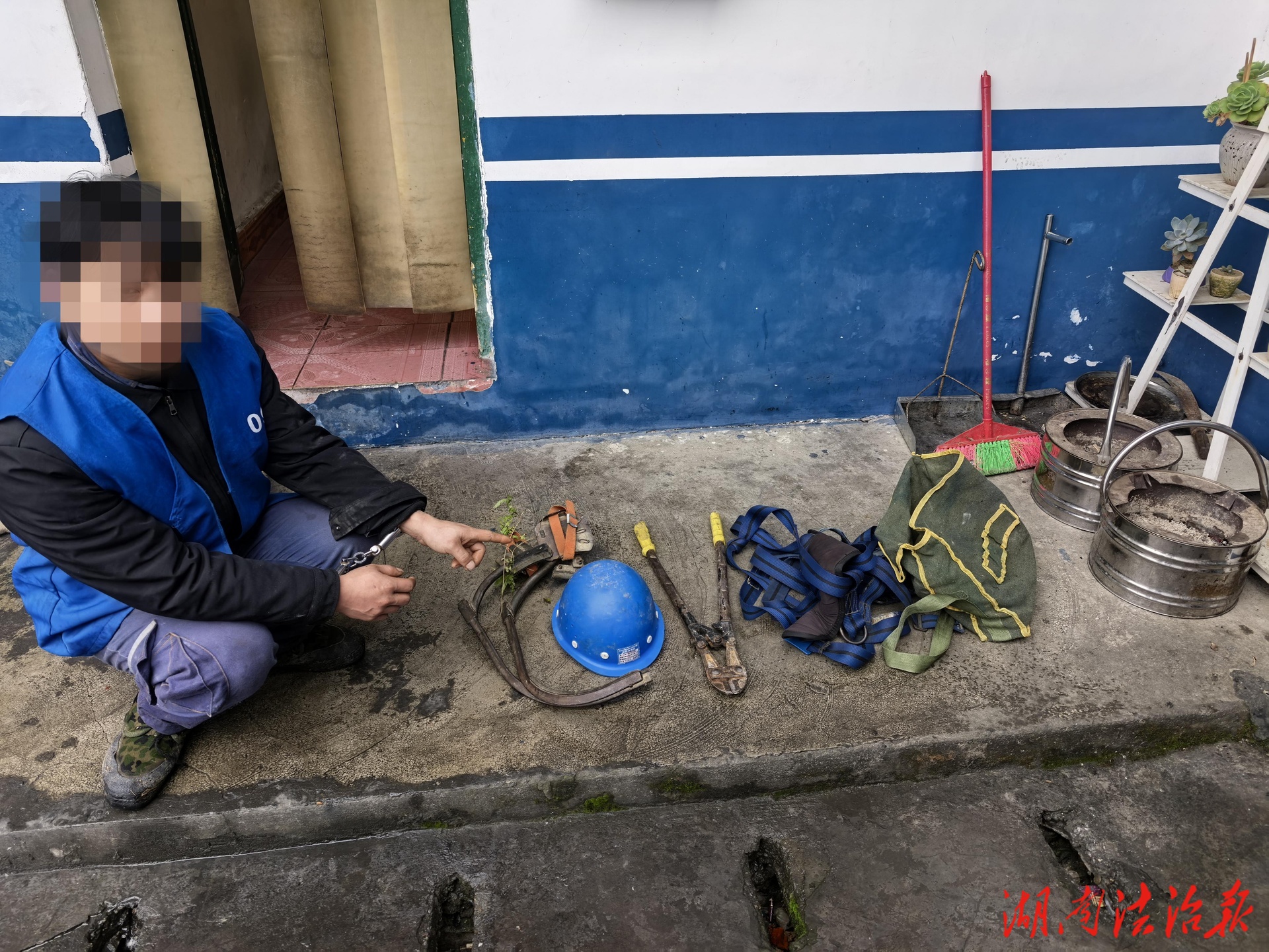 平安五溪·冬春攻勢丨警電聯(lián)動 通道公安2小時速破盜線案