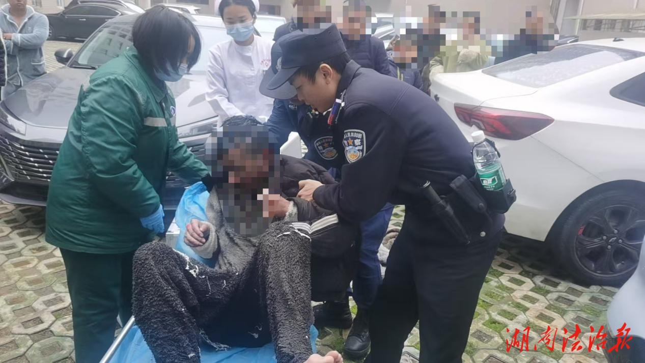 【我為群眾辦實事】“警”急出動！巡邏途中的這場“偶遇”，結(jié)局很暖心