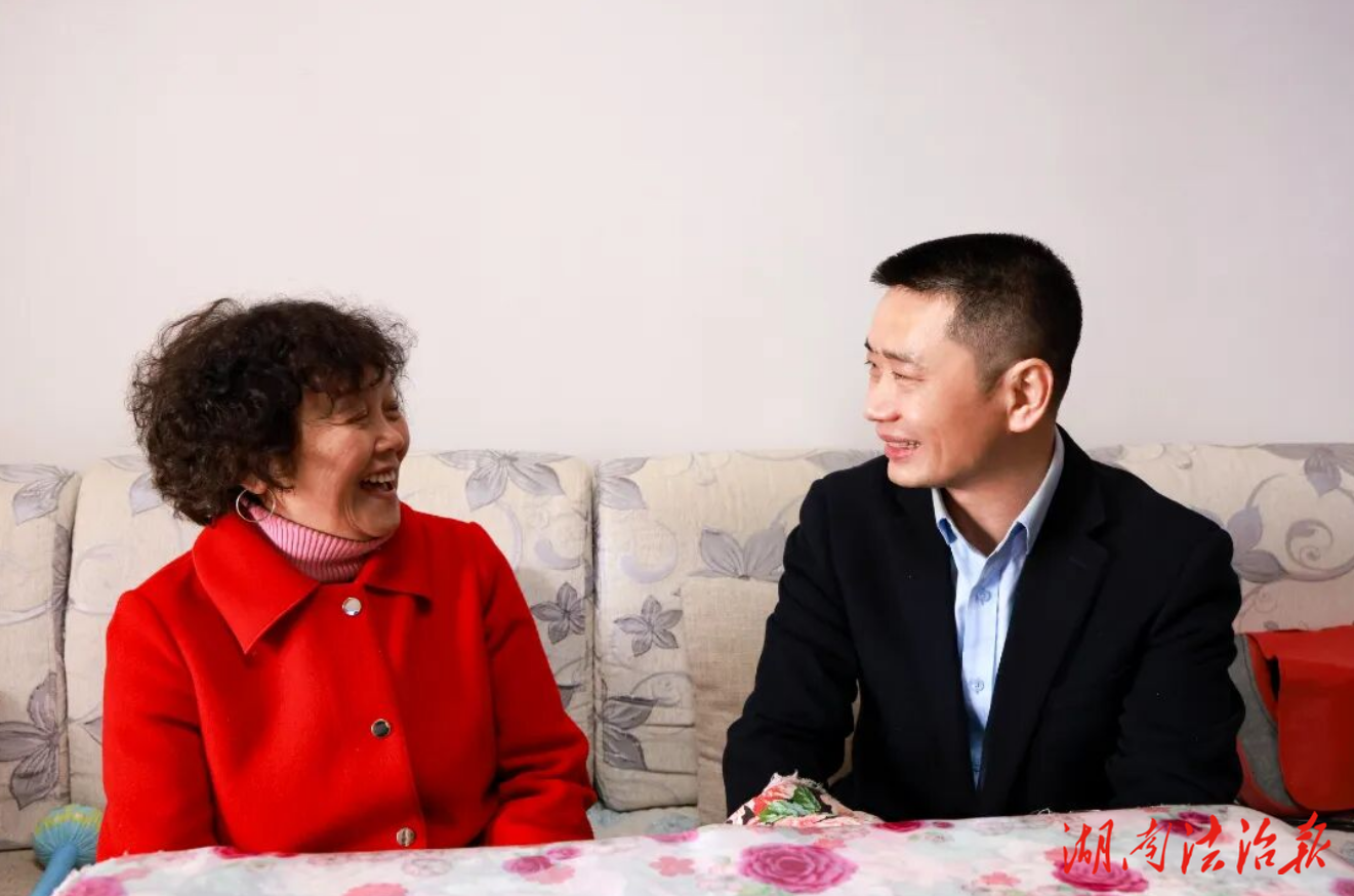 袁章中帶隊(duì)開展春節(jié)走訪慰問活動(dòng)