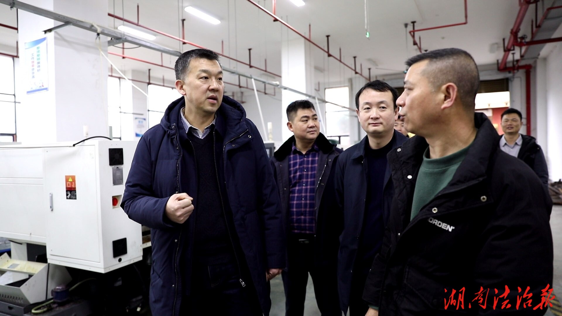 李群輝深入江永產(chǎn)業(yè)開發(fā)區(qū)調(diào)研