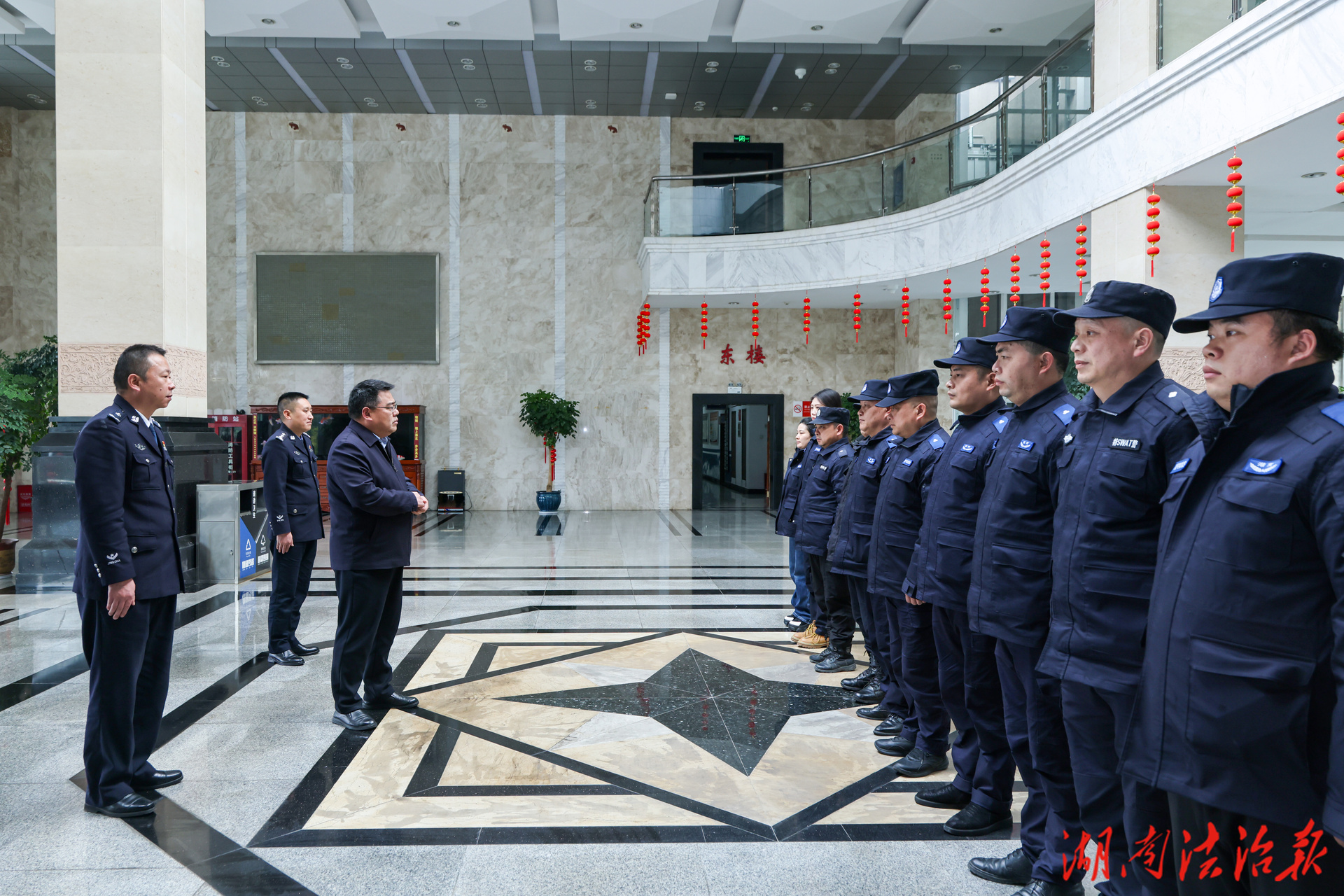 甄如辉带队开展春节走访慰问活动