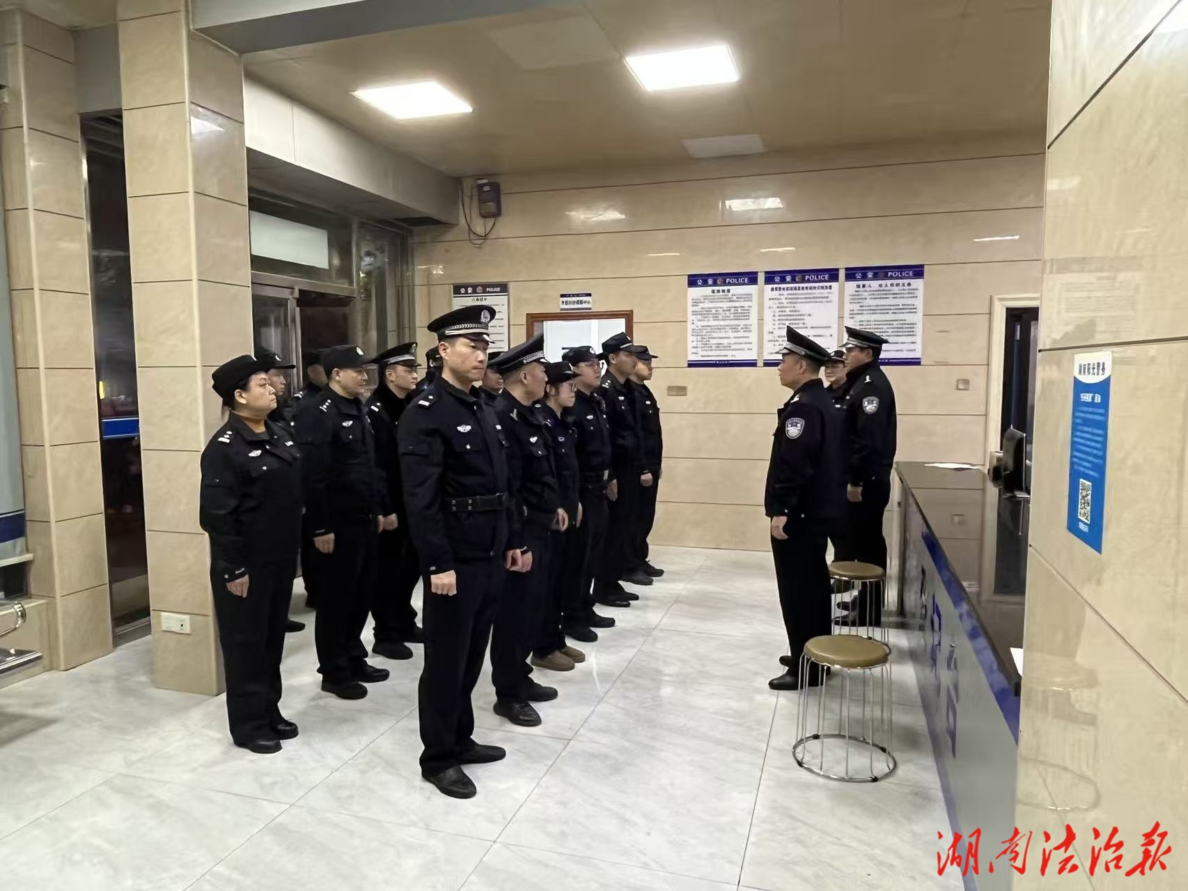 迎新春護(hù)平安！藍(lán)山公安開展春節(jié)前清查宣防集中統(tǒng)一行動(dòng)