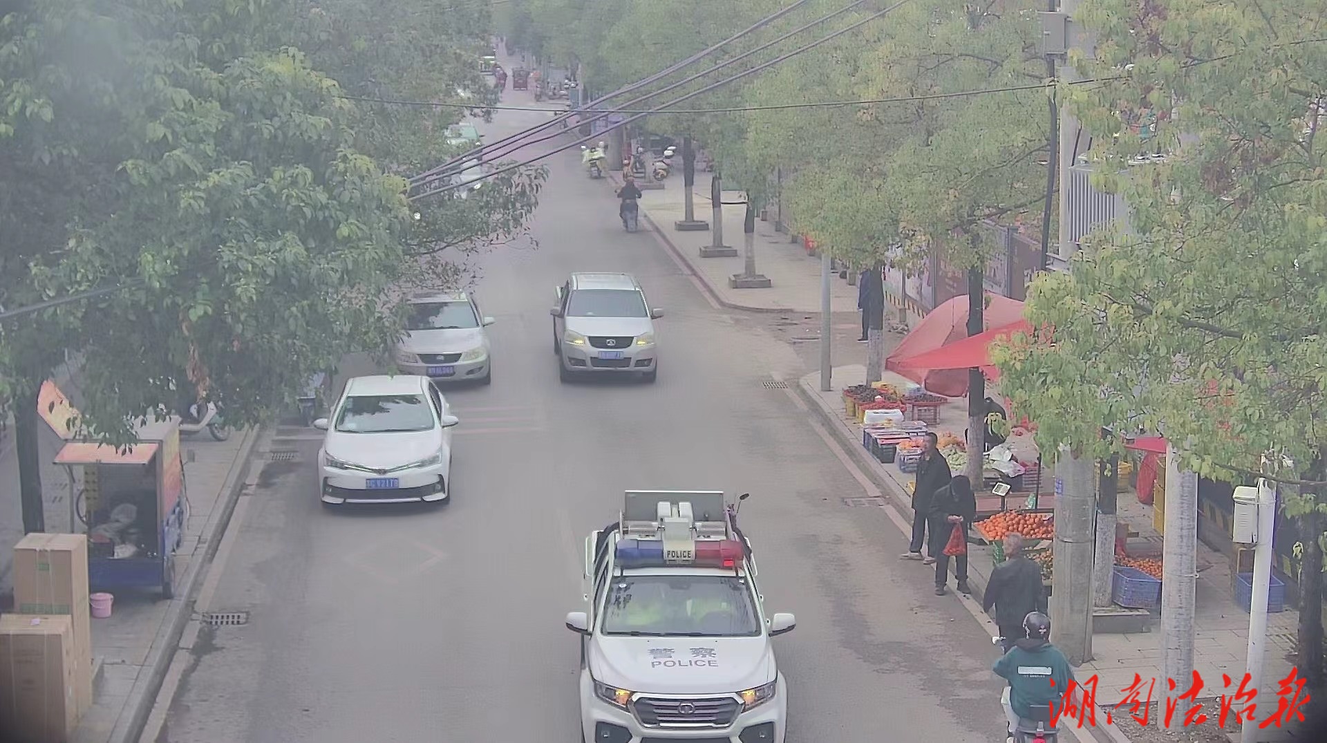 藍(lán)山公安：春運(yùn)關(guān)鍵時(shí)刻，警車疾馳15分鐘打通“生命通道”