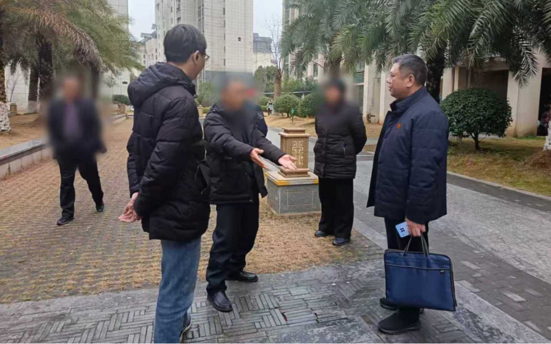 聯(lián)動(dòng)解紛進(jìn)小區(qū) 宜章法院巧破物業(yè)“千千結(jié)”