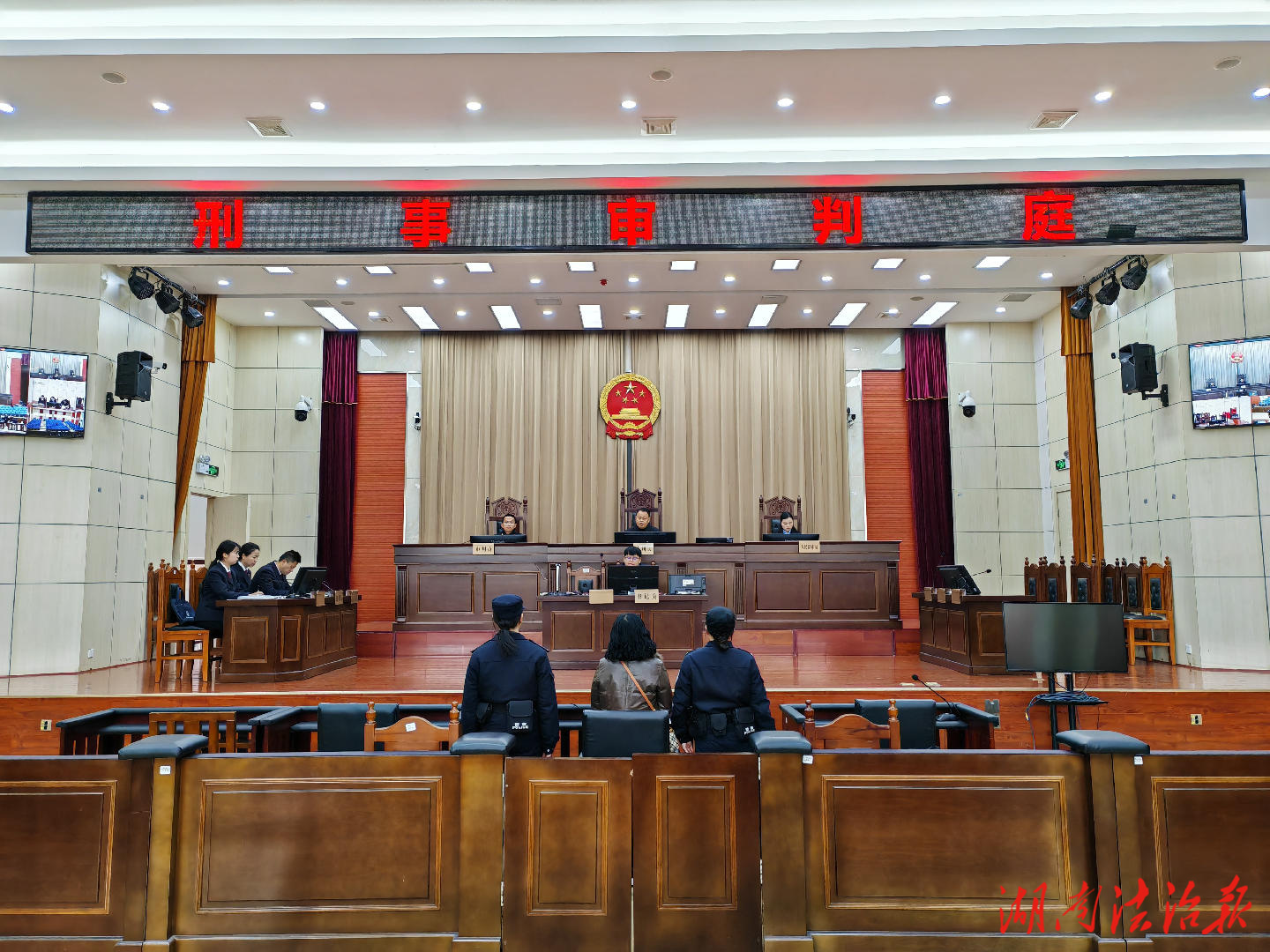 院長開庭丨頭雁領航 精準斷案，瀘溪法院院長擔任審判長審理一起故意傷害案