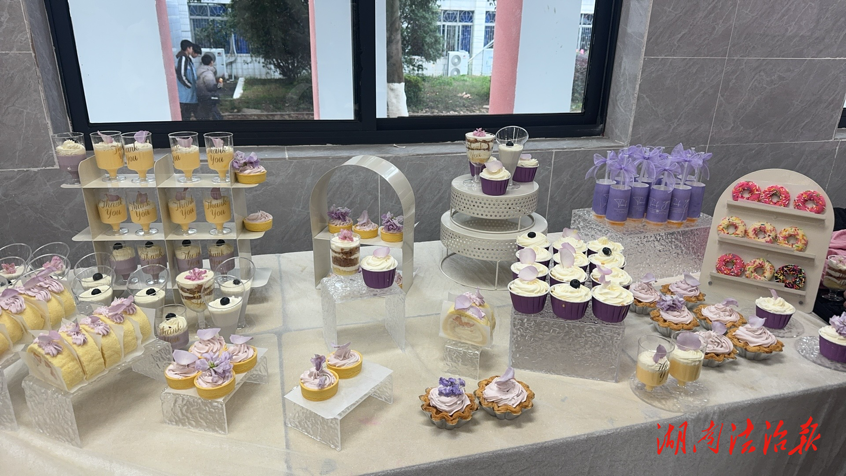 春风化雨巾帼芳 趣味投壶庆三八——江永一中开展三八妇女节主题活动