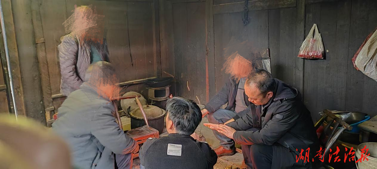 鸡犬管理不善引矛盾 综治中心调解促和谐