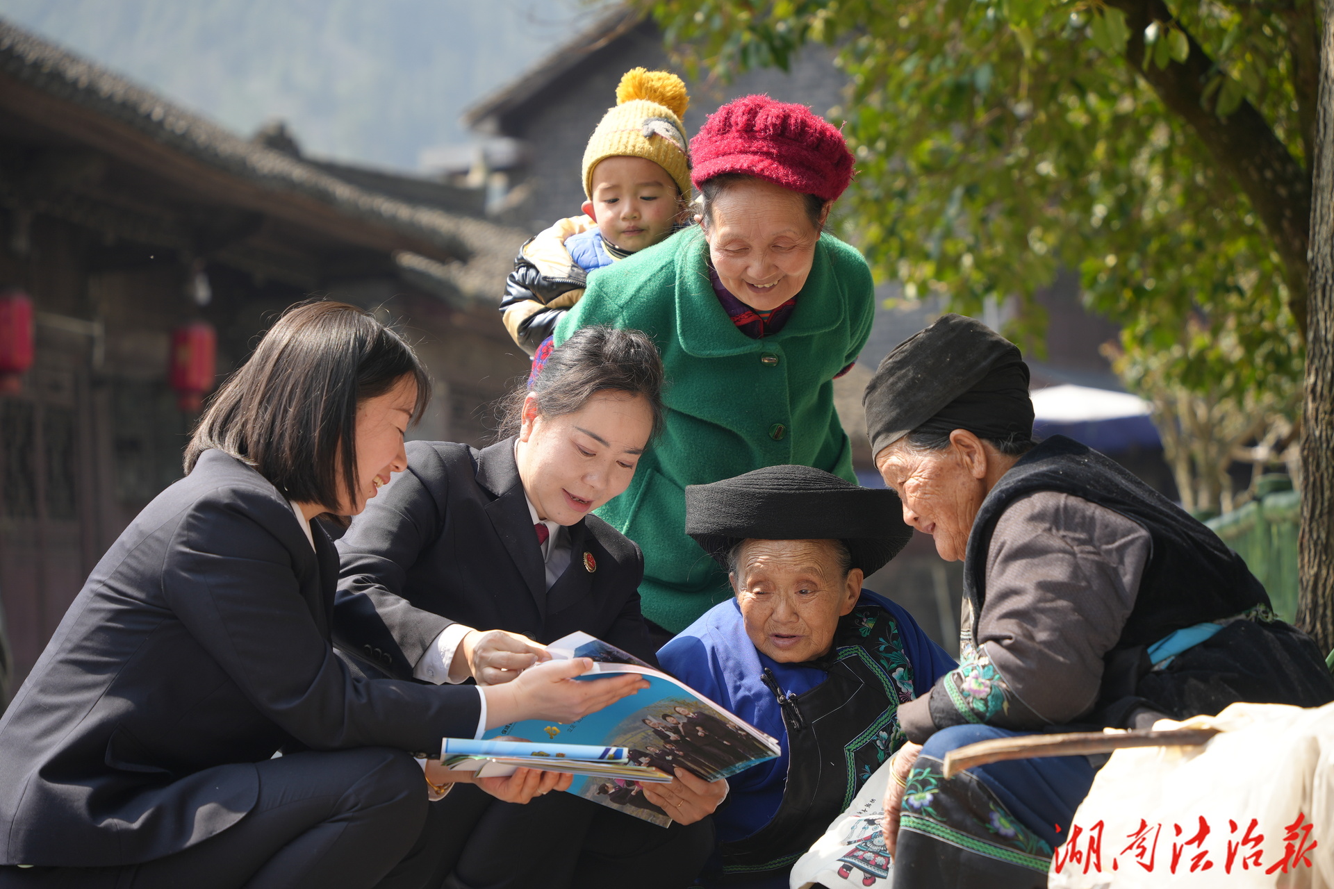 检察“苗语专班”走进吕洞山镇