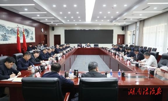 株洲荷塘企業(yè)亮相工信部圓桌會 為新材料產(chǎn)業(yè)發(fā)展建言獻策