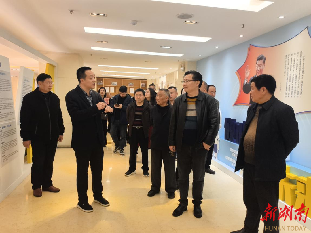 攸县检察院：党建引领聚合力 法治护航助成长