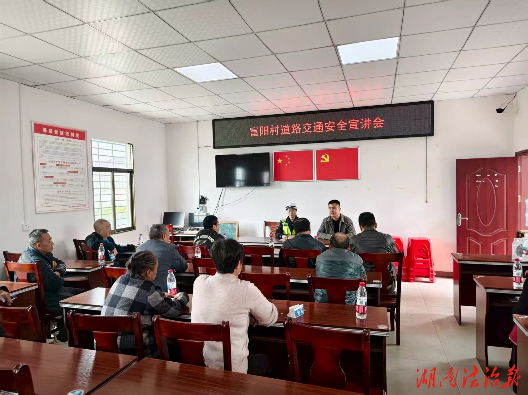 藍(lán)山公安：春耕農(nóng)忙時(shí)節(jié)，交通安全“不打烊”