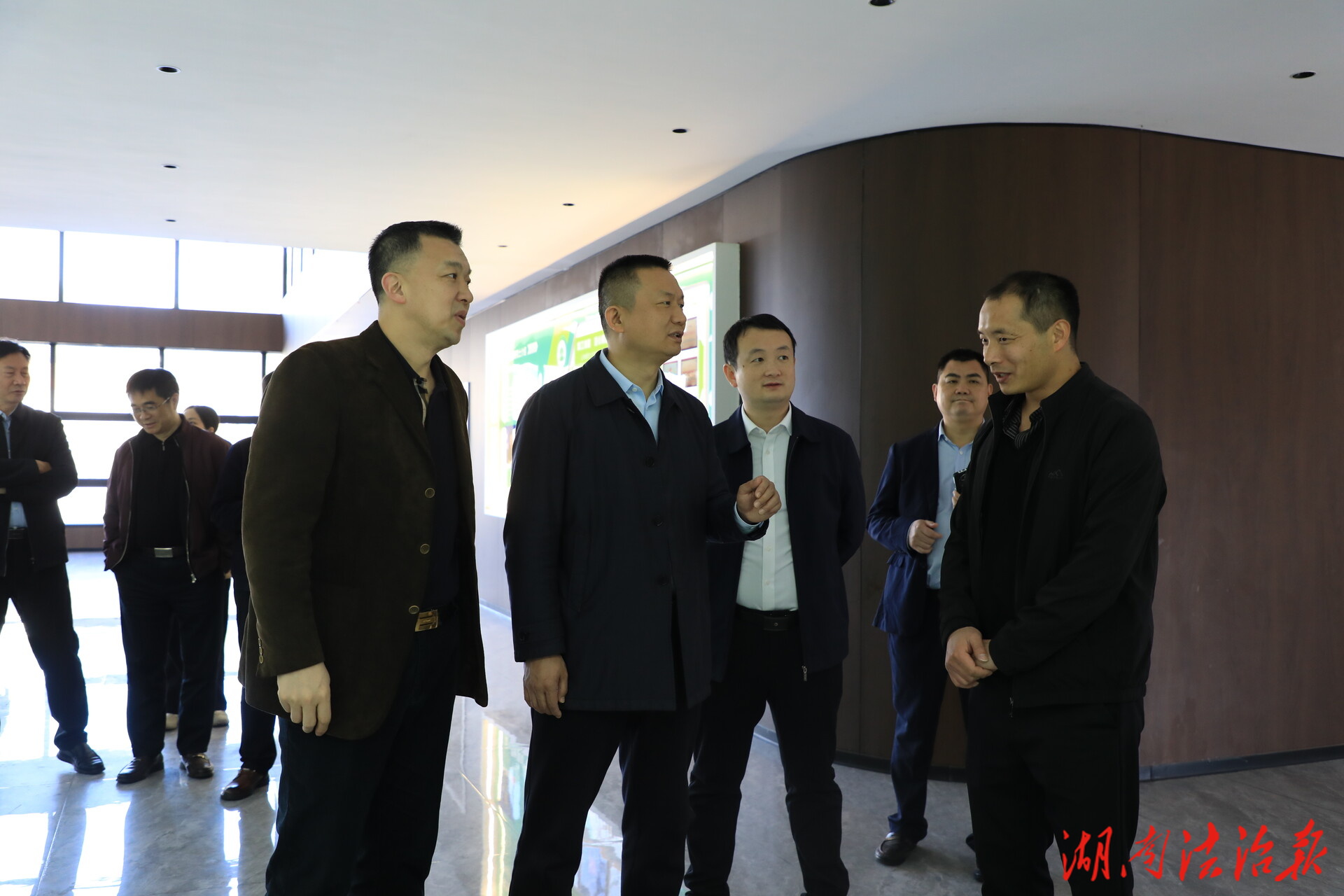 肖質(zhì)彬到江永調(diào)研一季度“開門穩(wěn)”“三個走遍”工作