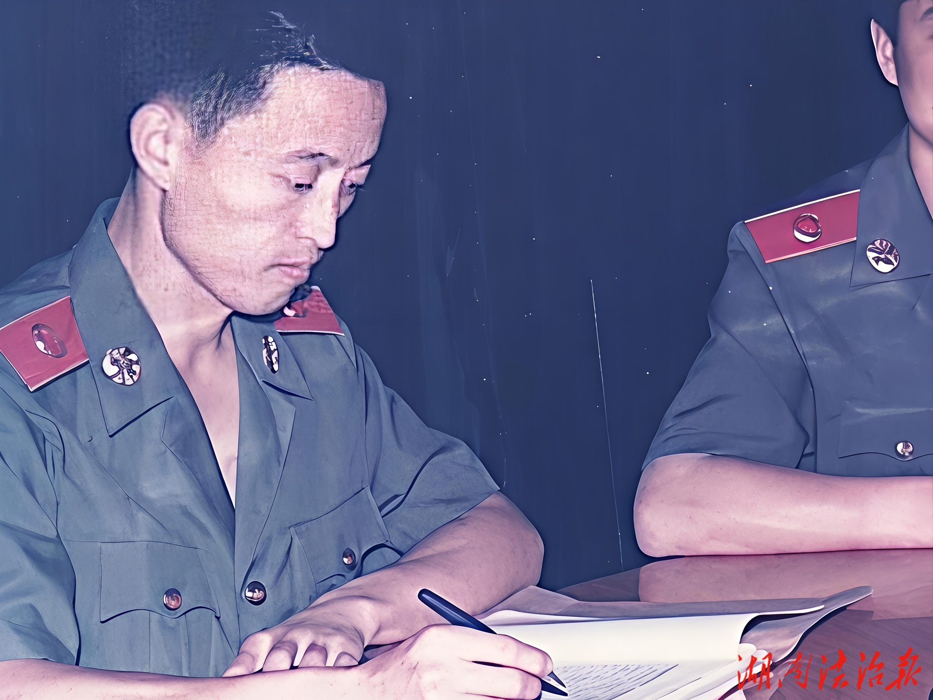 【鳳檢先鋒錄】“三毛”從檢記 —— 記鳳凰縣人民檢察院三級高級檢察官楊勝平