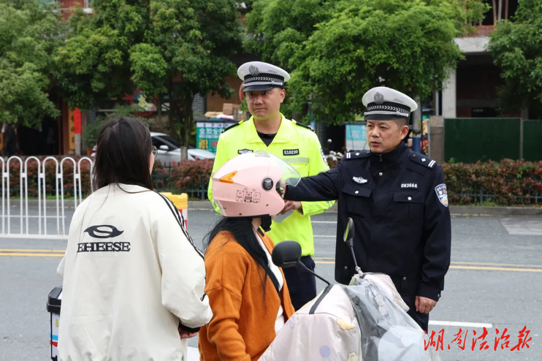 隆回公安交警深耕校園周邊治理?筑牢安全防線