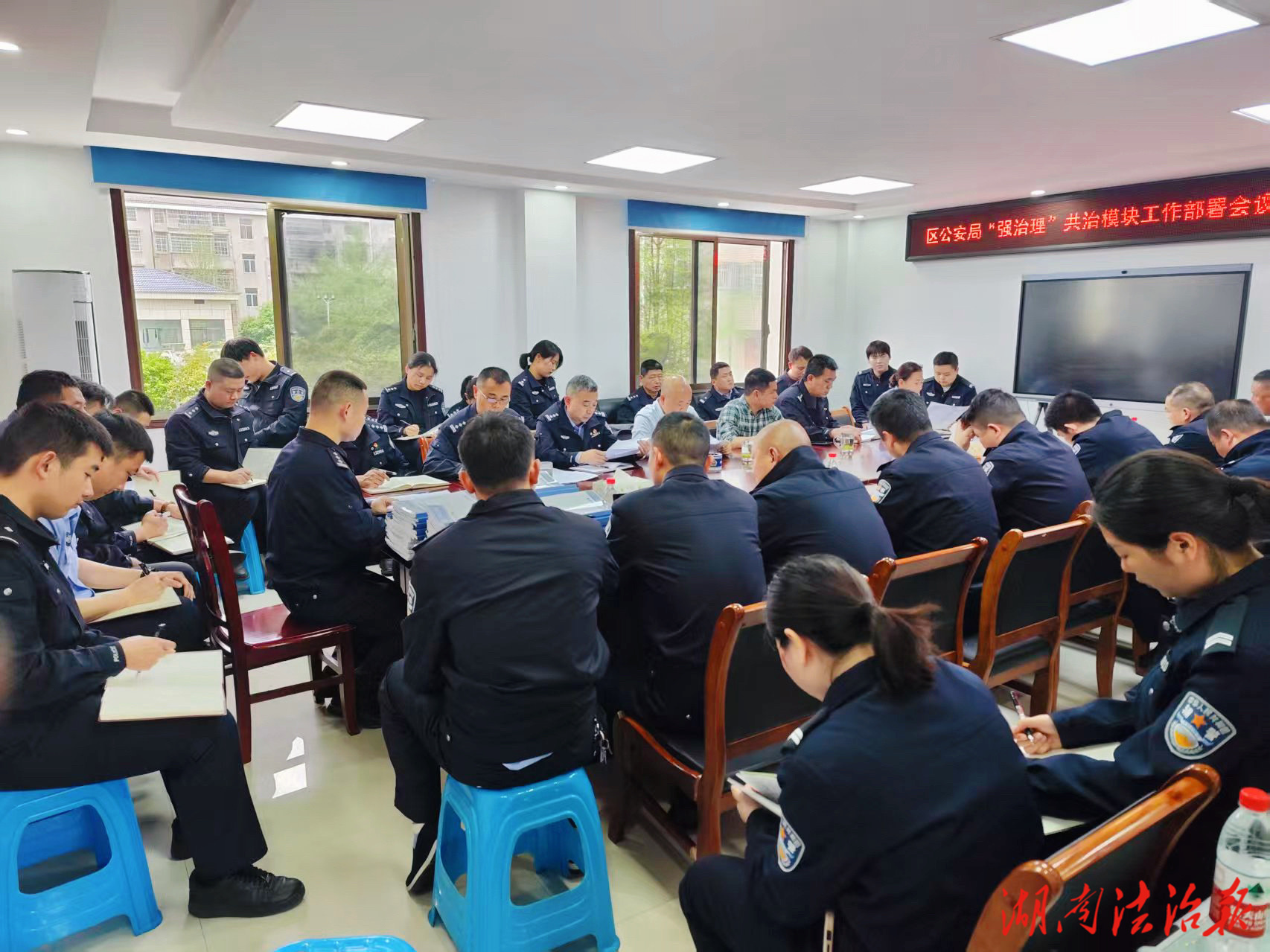推行“強治理”共治模塊工作機制，大通湖公安打造基層平安建設新樣板