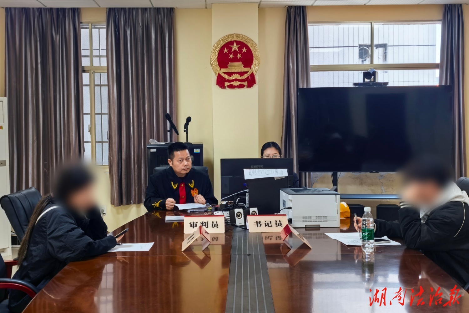 赫山法院：無聲庭審顯溫情 司法助殘終和解