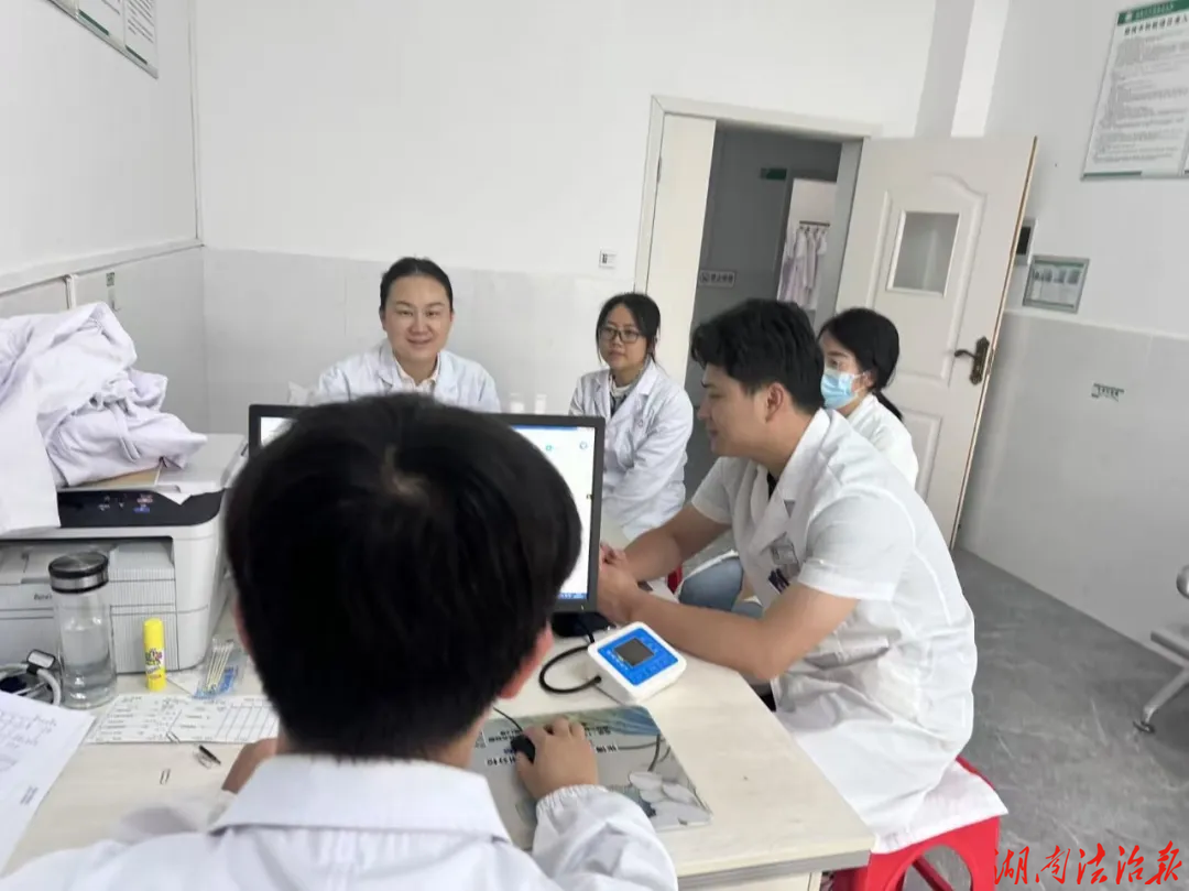 【医疗服务提升年】胡岗珠：扎根基层，打造“中医针灸+慢病管理”服务特色