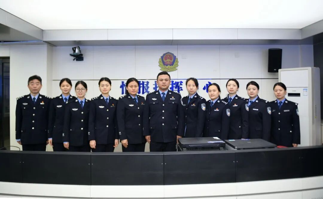峰林深处有回响——听，那是平安武陵源的巾帼之音