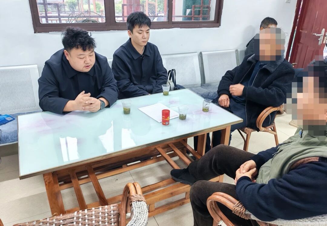 江垭法庭联动化解纠纷 绘就基层治理新“枫”景