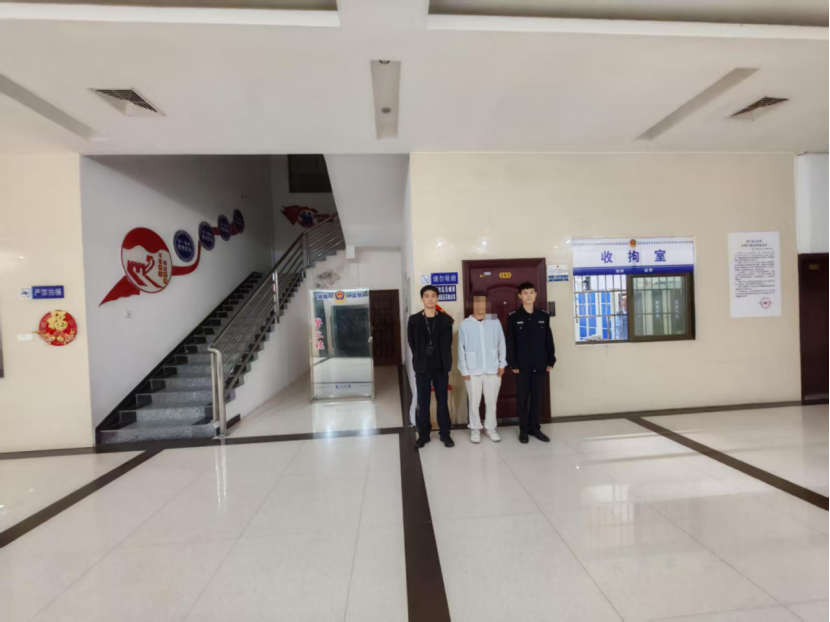 【桔城警事】警惕！路边商店的收款码，竟成了诈骗分子的洗钱“中转站”