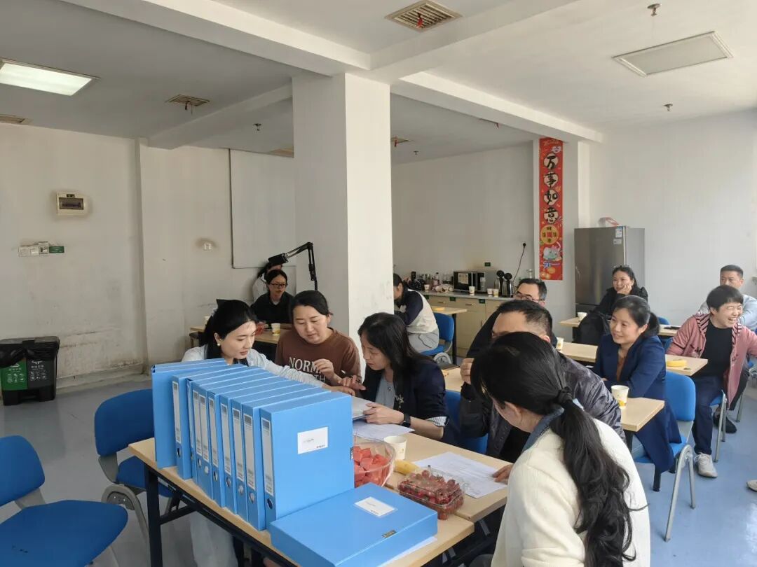 中南大学湘雅三医院教授到邵阳市中心医院指导住培工作