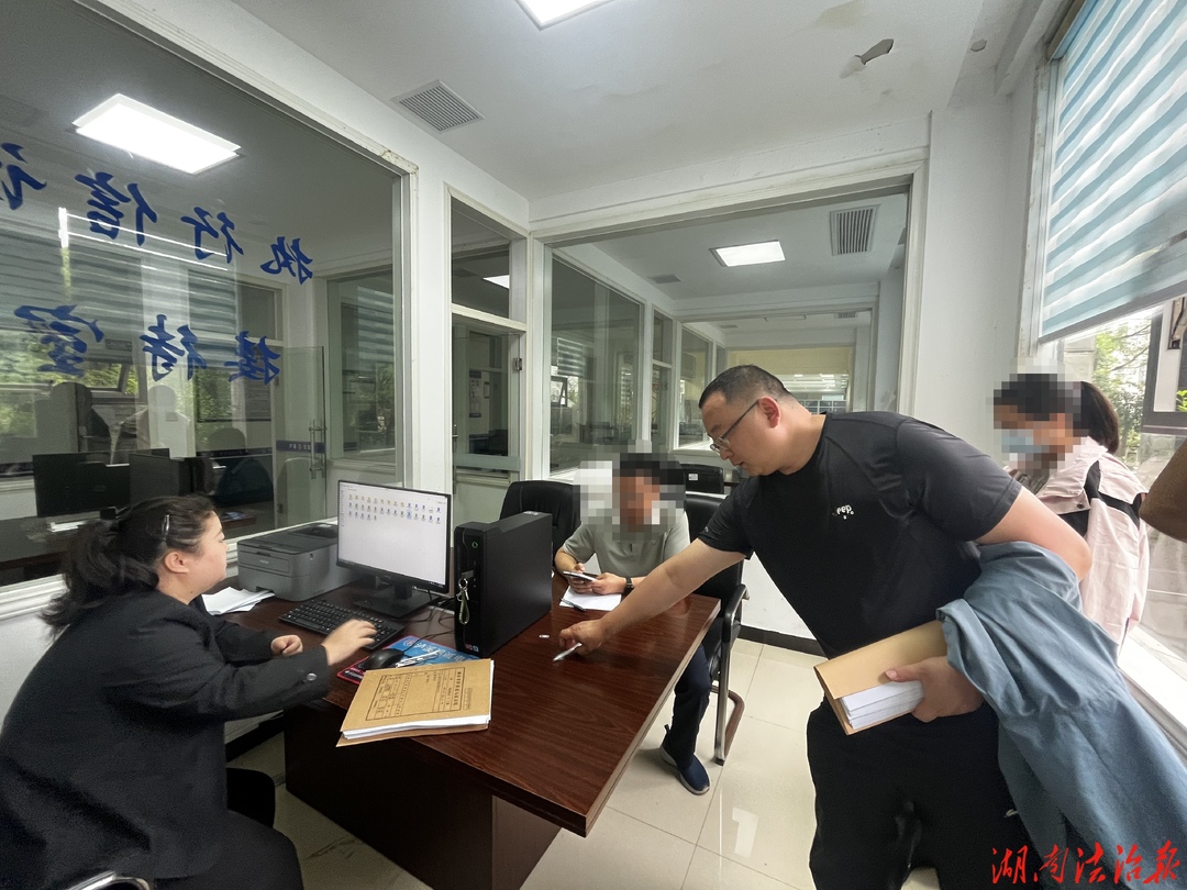 柔性調(diào)解化干戈 案結(jié)事了暖人心——瀘溪法院洗溪法庭成功調(diào)解一起機(jī)動(dòng)車交通事故糾紛
