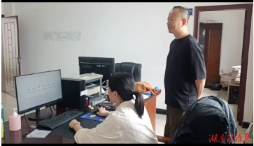 花垣縣公證處高效辦理網(wǎng)頁證據(jù)保全公證 筑牢數(shù)字時(shí)代維權(quán)法治屏障