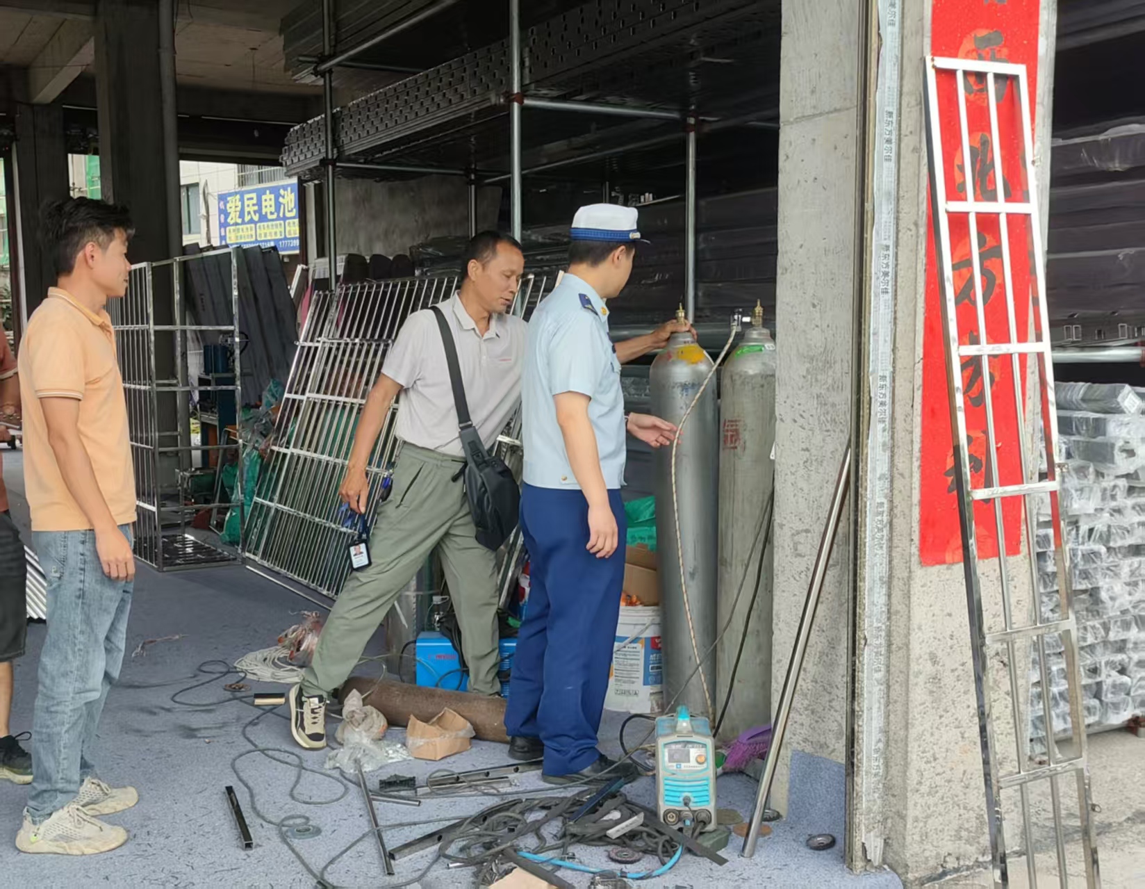 零容忍严整治  新宁县多部门联合严查违规动火作业
