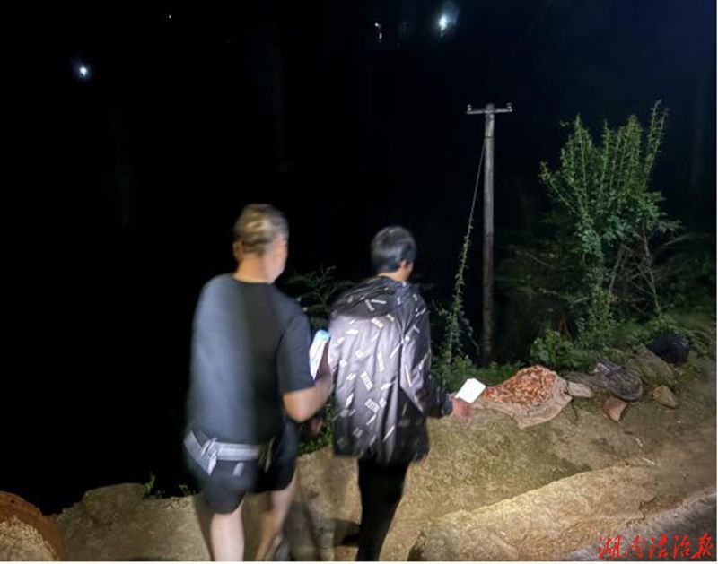 闻汛即动、以心护民！新化县槎溪镇温情劝离地质灾害隐患群众