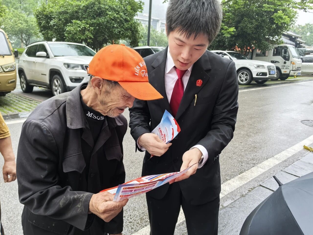 依法信訪 理性維權(quán)|武陵源法院開展信訪工作法治化宣傳活動(dòng)