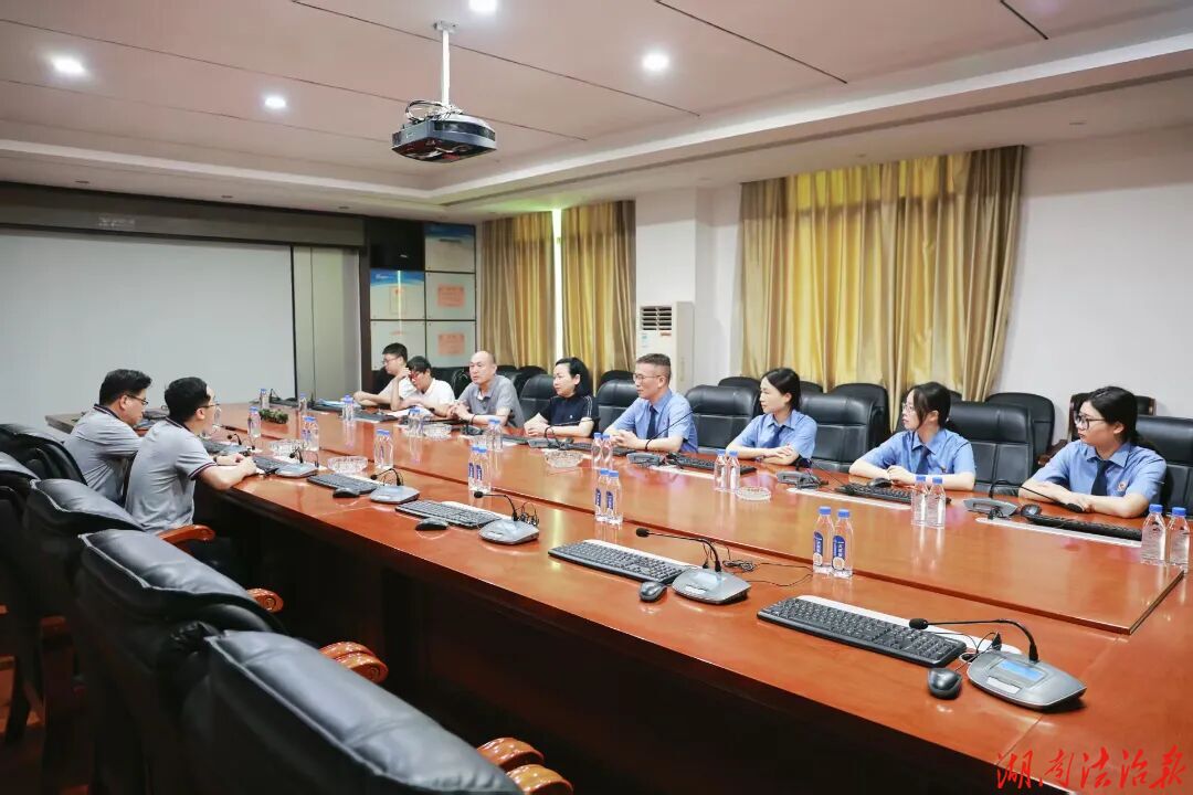 民法典宣傳月 | “典”亮生活 普法同行