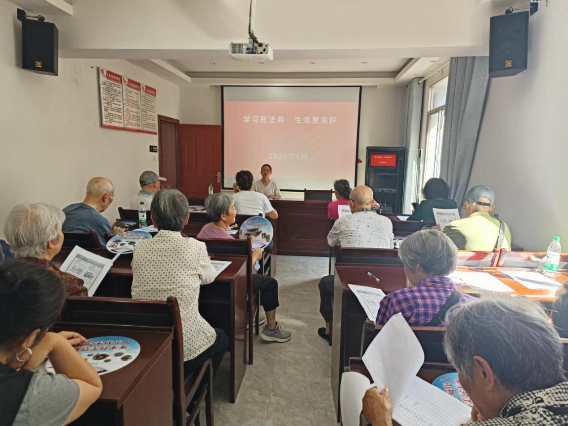 洪江區(qū)新街司法所：普法宣傳進(jìn)社區(qū)