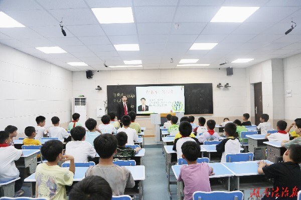 温情普法庆“六一” 法治护航伴童心