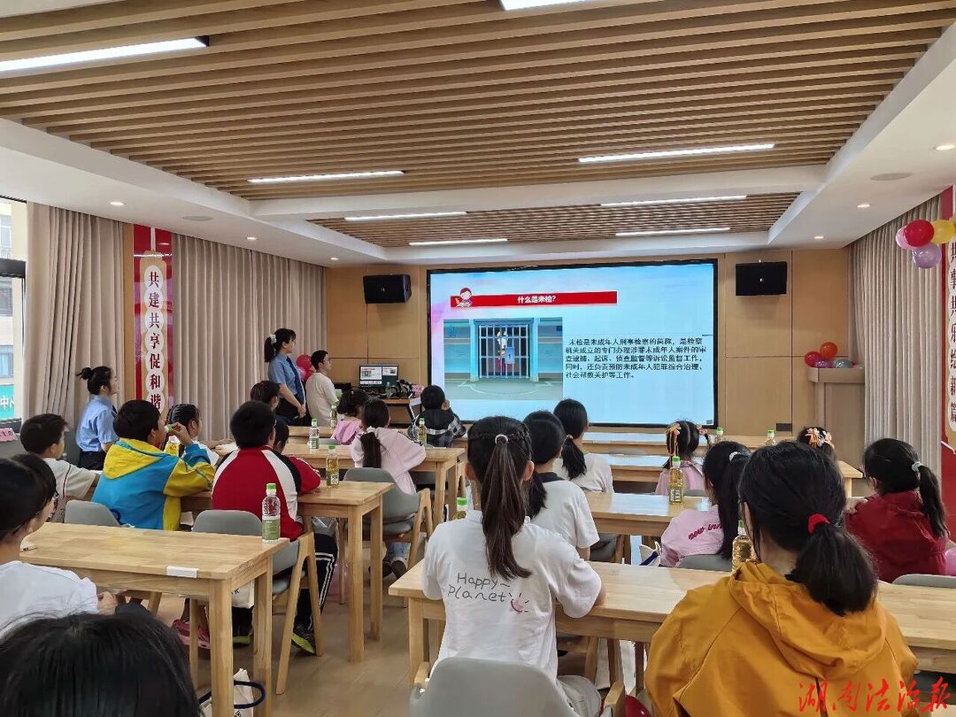 守护你，从不止于节日