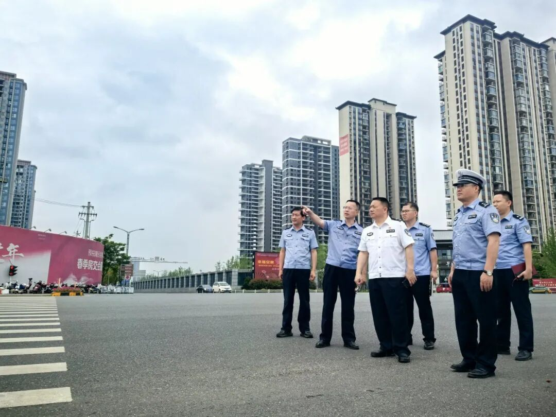 隆回公安开展客运企业及高铁站周边交通安全专项检查