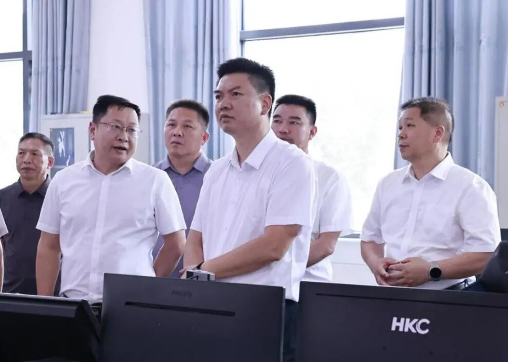 伍鹤群赴乡镇检查防汛、煤矿及烟花爆竹安全工作：时刻绷紧安全弦 全力防风险保安全护民生