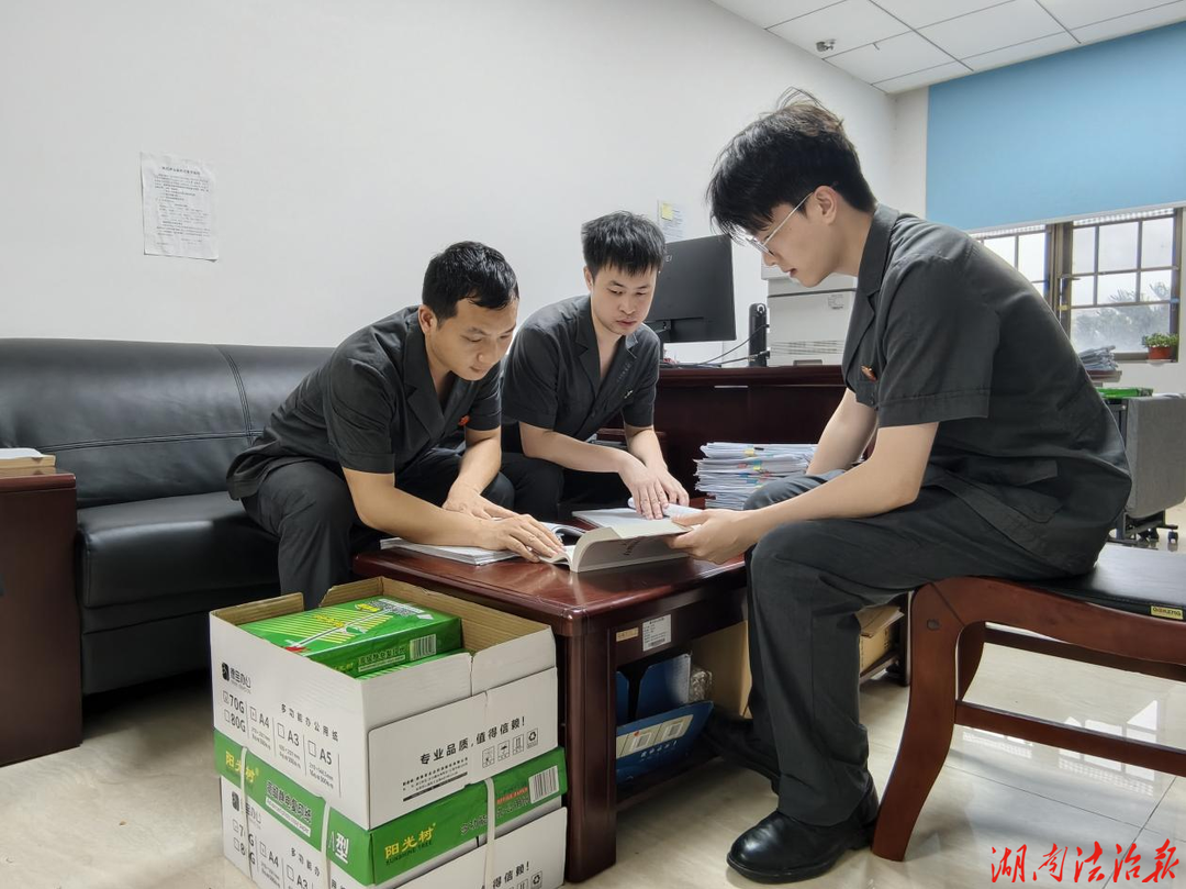 从上门围堵到握手言和：执行法官‘解冻不解锁’促双赢