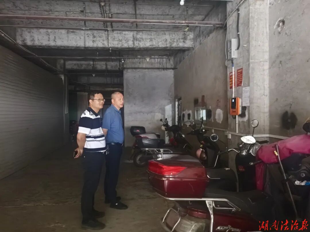 冷水滩法院院长下沉联点社区 扎实开展安全生产隐患专项排查