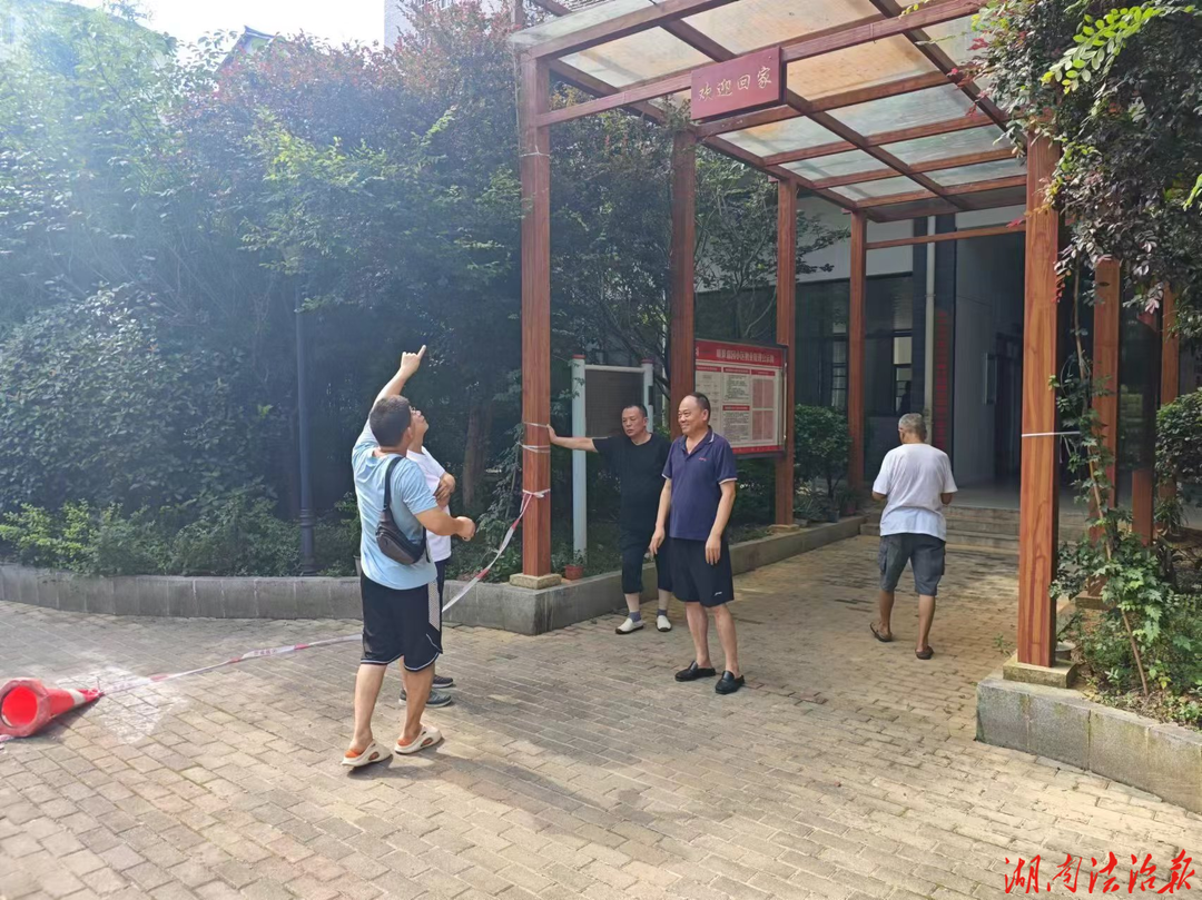倾心值守 余晖映邻 ——贤童社区顺景嘉园业委会主任曾永平的责任担当