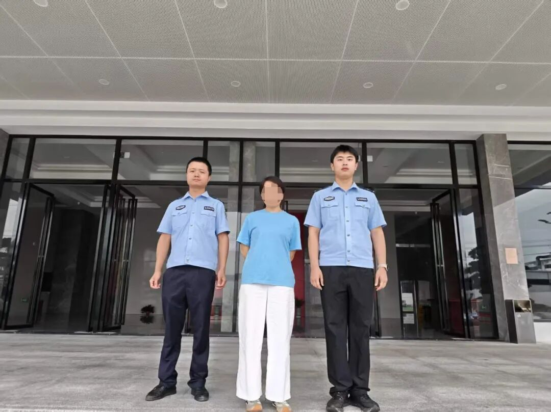 伪造证件“一店多开”，3人被刑拘！钢城分局重拳出击维护网络餐饮安全