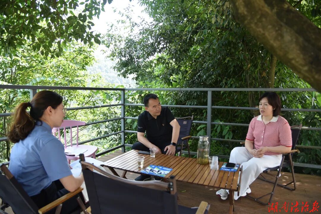 检察护航营商 普法助企发展——武陵源区人民检察院开展“企业服务年”走访调研