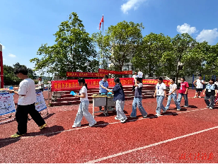 警校联动防溺水 筑牢暑期安全防护网