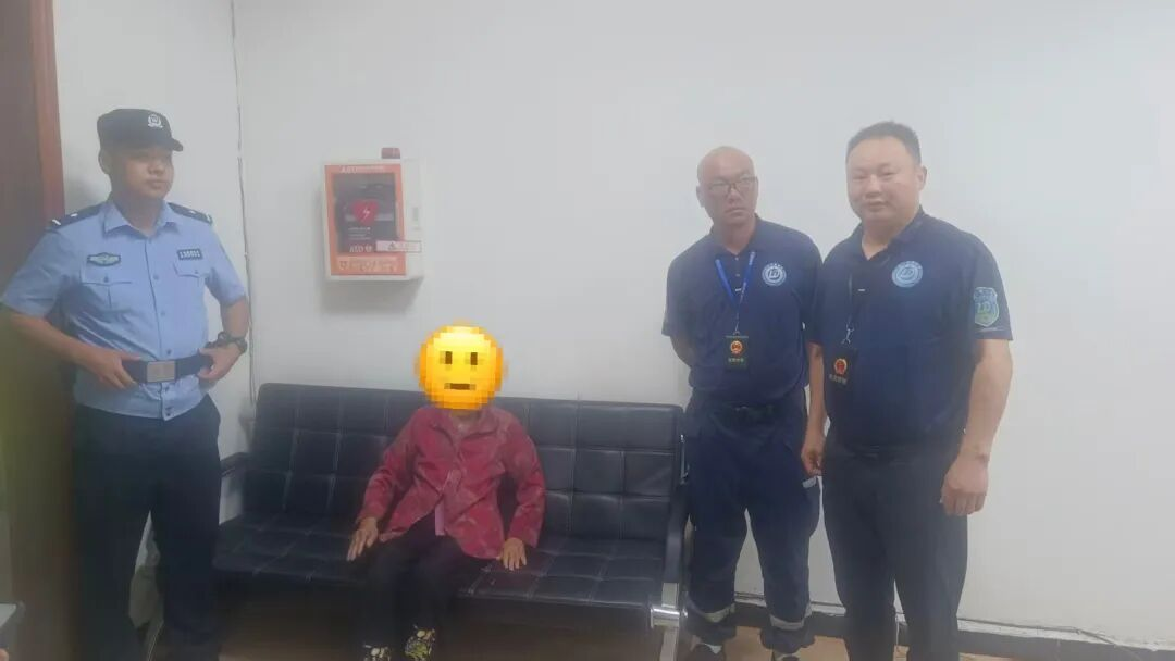 暖心寻回走失八旬老人，娄星公安万宝警民携手守护平安