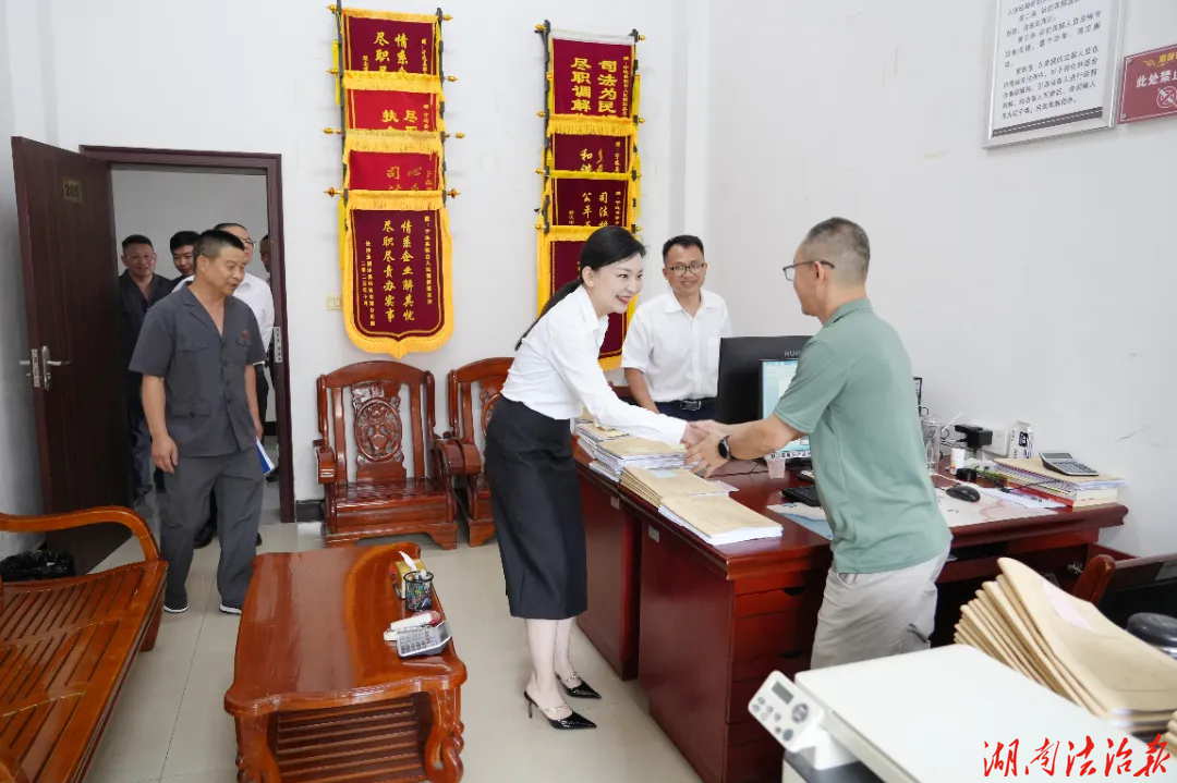 锚定脱薄攻坚目标 加压奋进提档升位 ——永州市中级人民法院党组书记、院长提名人选刘书勤刘书勤到宁远县法院调研