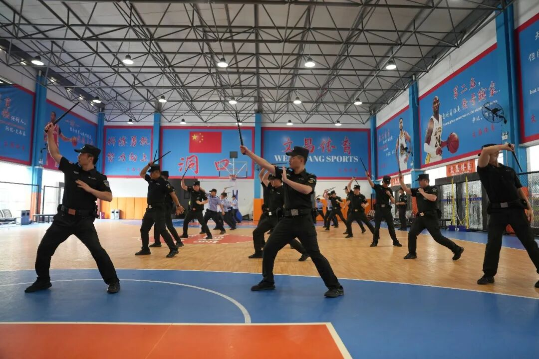 【桔城警事】淬火砺剑正当时——市局实战大练兵送教下基层活动走进洞口