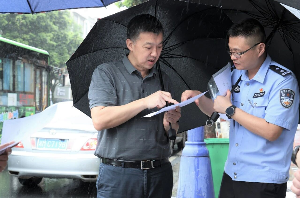 江永：李群辉实地调度城区道路交通安全及G538项目建设工作